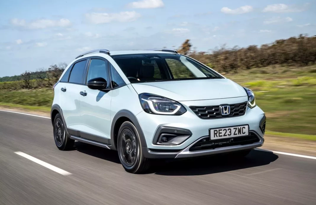 CROSSTAR E:HEV 1,5 I-MMD ADVANCE      obrázok č. 0