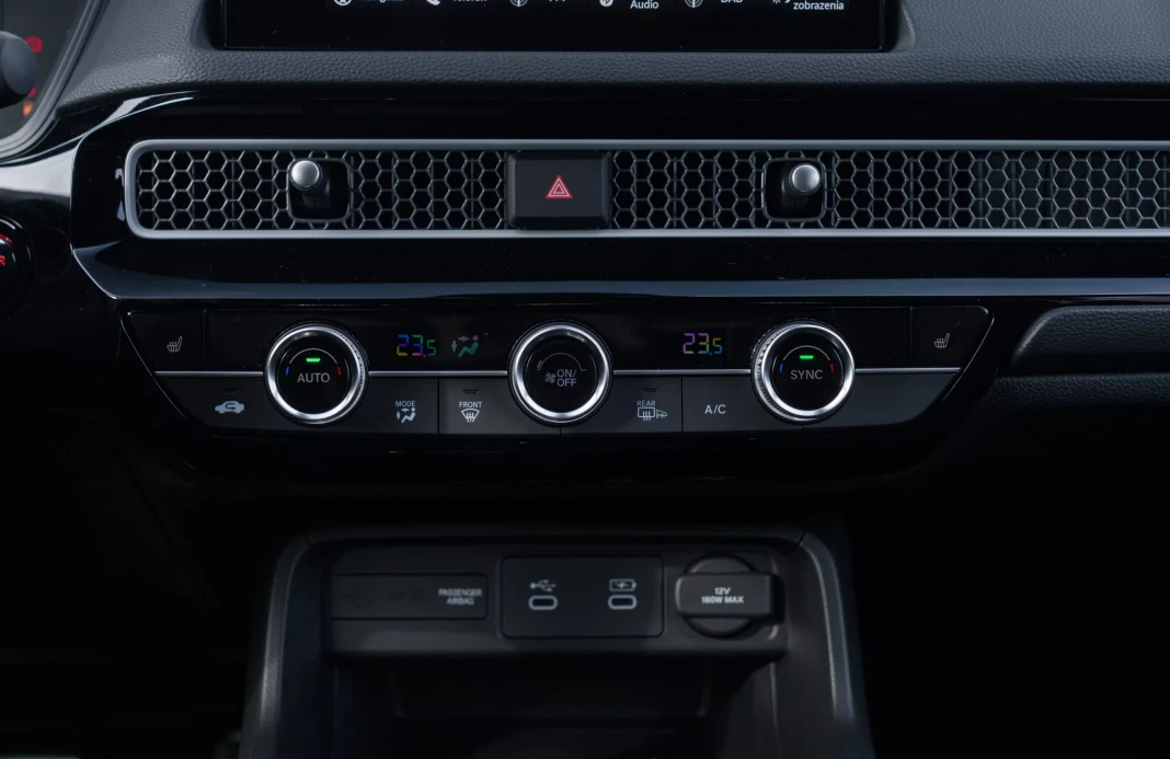 CIVIC 2,0 I-MMD  SPORT 2026 obrázok č. 15