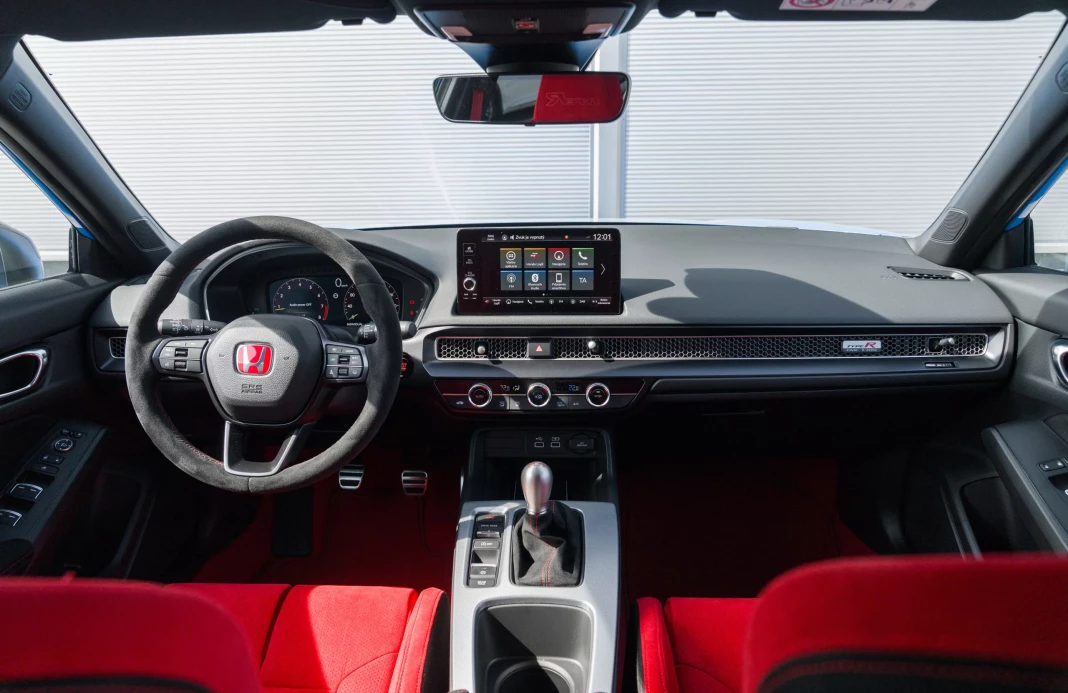 Civic Type R 2.0 VTEC TURBO Type R obrázok č. 11
