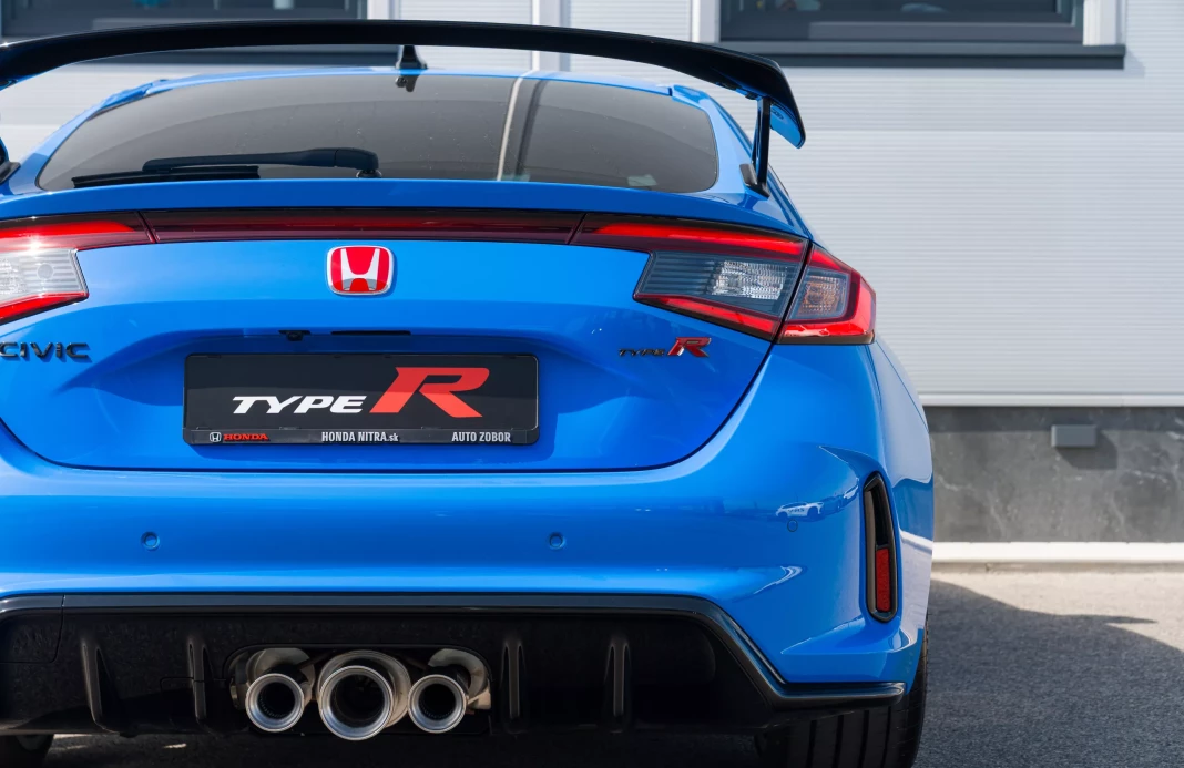 Civic Type R 2.0 VTEC TURBO Type R obrázok č. 6