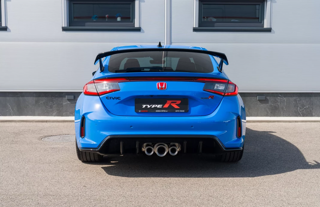 Civic Type R 2.0 VTEC TURBO Type R obrázok č. 4