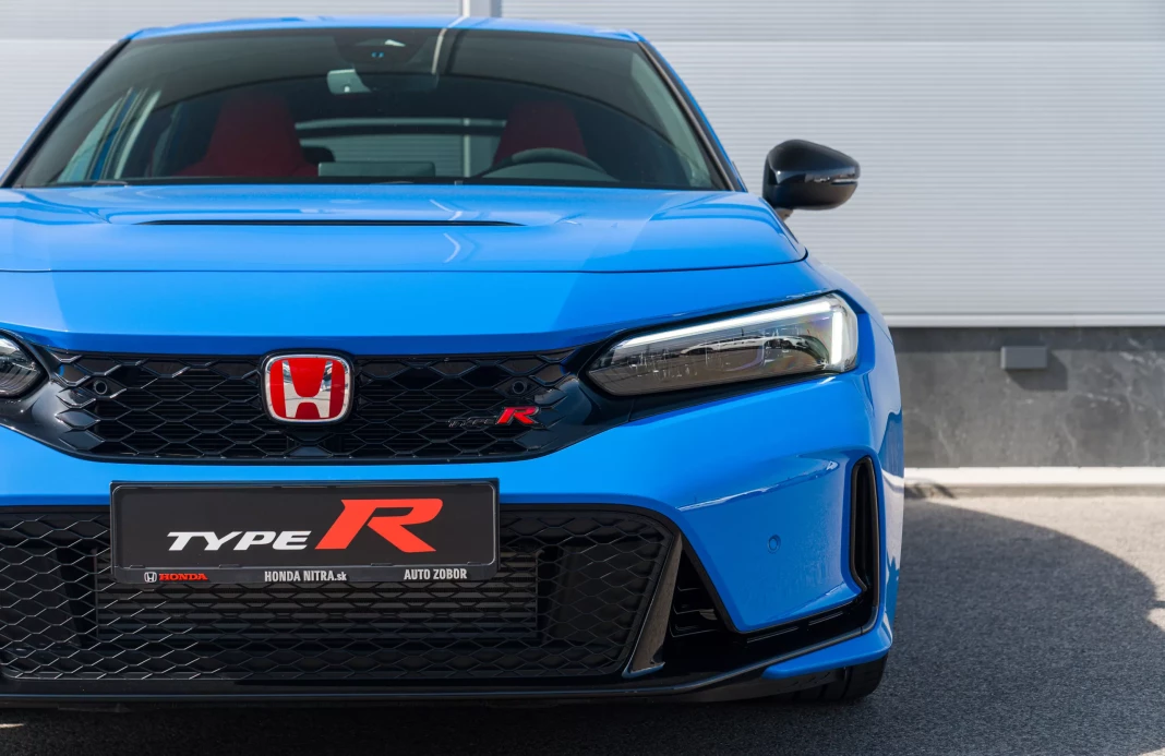 Civic Type R 2.0 VTEC TURBO Type R obrázok č. 5
