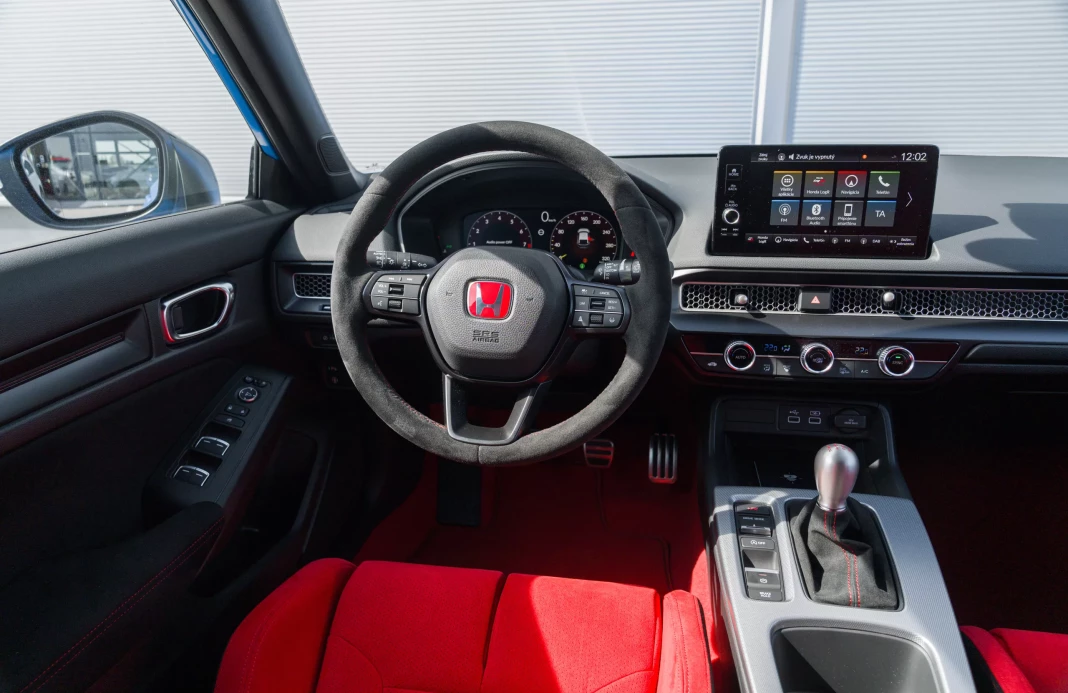 Civic Type R 2.0 VTEC TURBO Type R obrázok č. 10