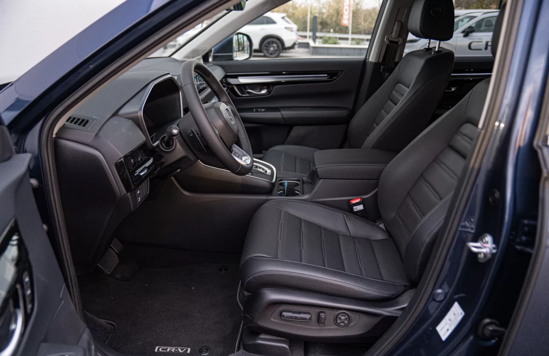 CR-V 2,0 I-MMD E:HEV AWD  ADVANCE  obrázok č. 2