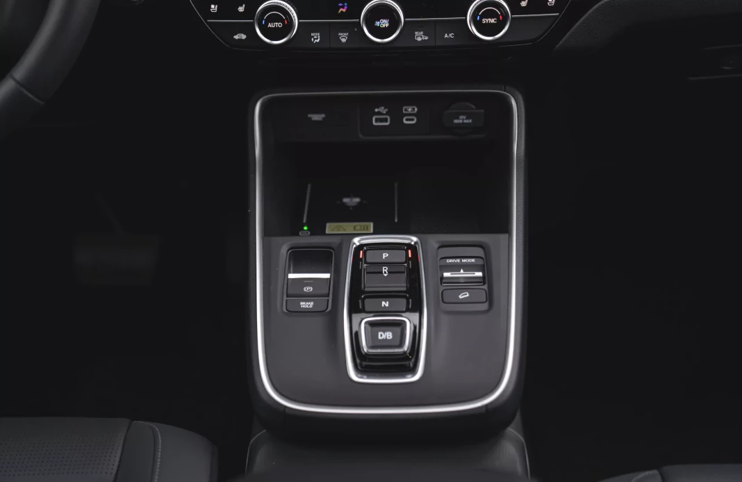 CR-V 2,0 I-MMD E:HEV AWD  ELEGANCE obrázok č. 11