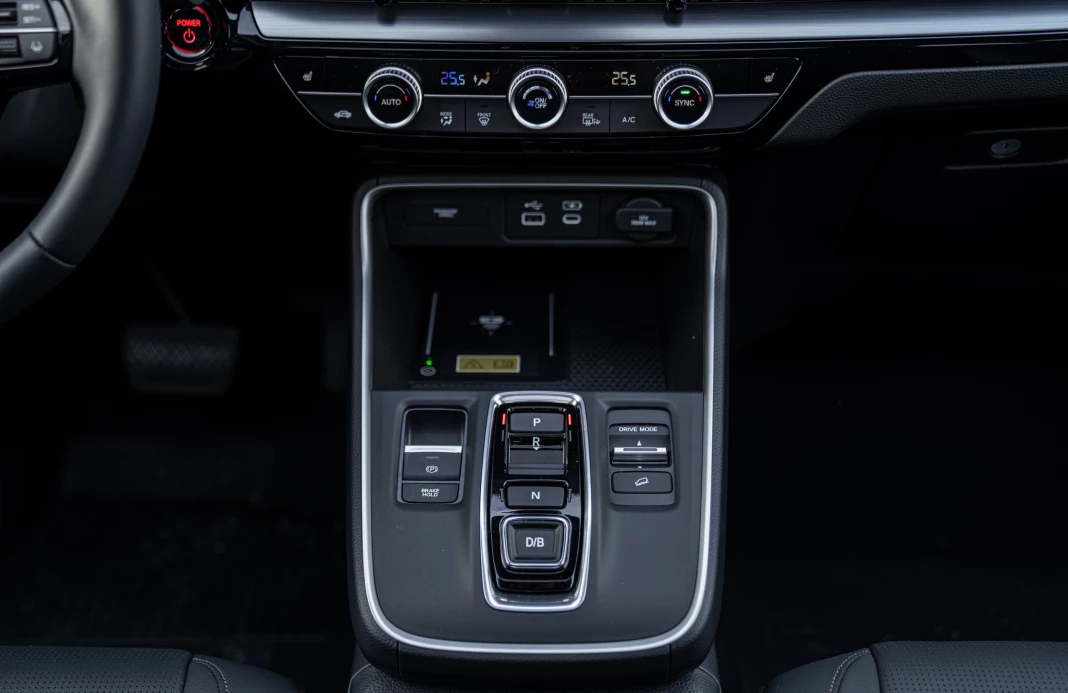 CR-V 2,0 I-MMD E:HEV AWD ELEGANCE  obrázok č. 10