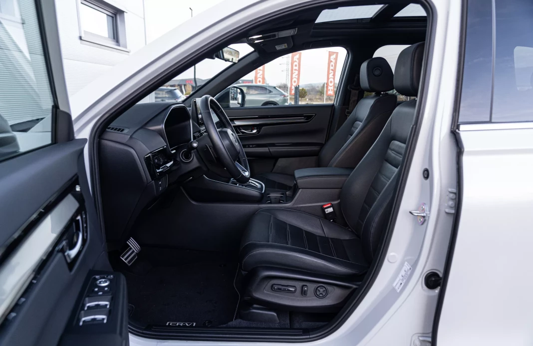 CR-V 2,0 I-MMD e:PHEV 2WD ADVANCE TECH obrázok č. 7