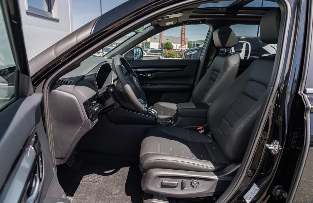 CR-V 2,0 I-MMD E:HEV AWD ADVANCE 2026 obrázok č. 9
