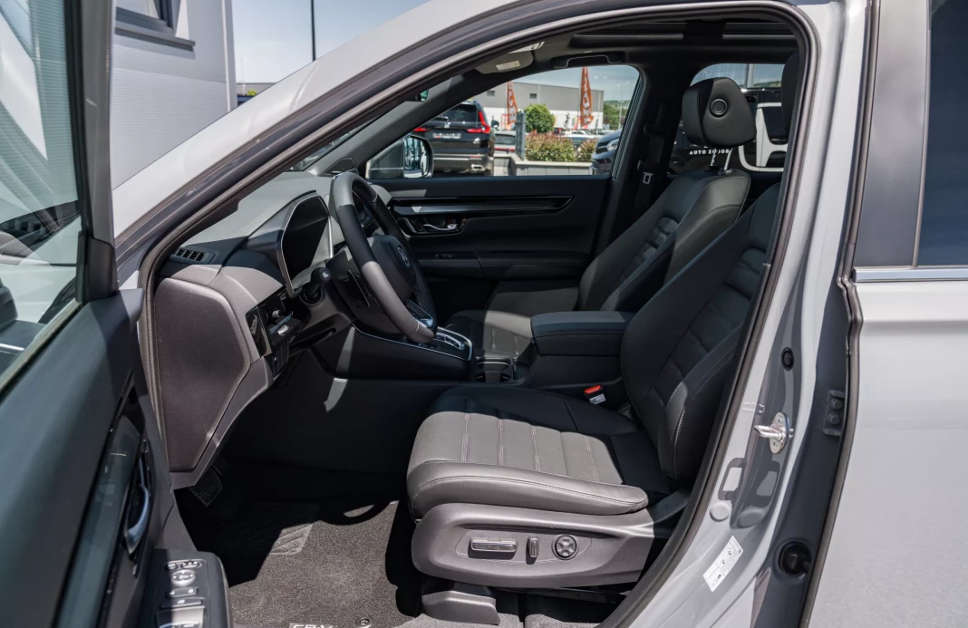 CR-V 2,0 I-MMD E:HEV AWD ADVANCE 2026 obrázok č. 10