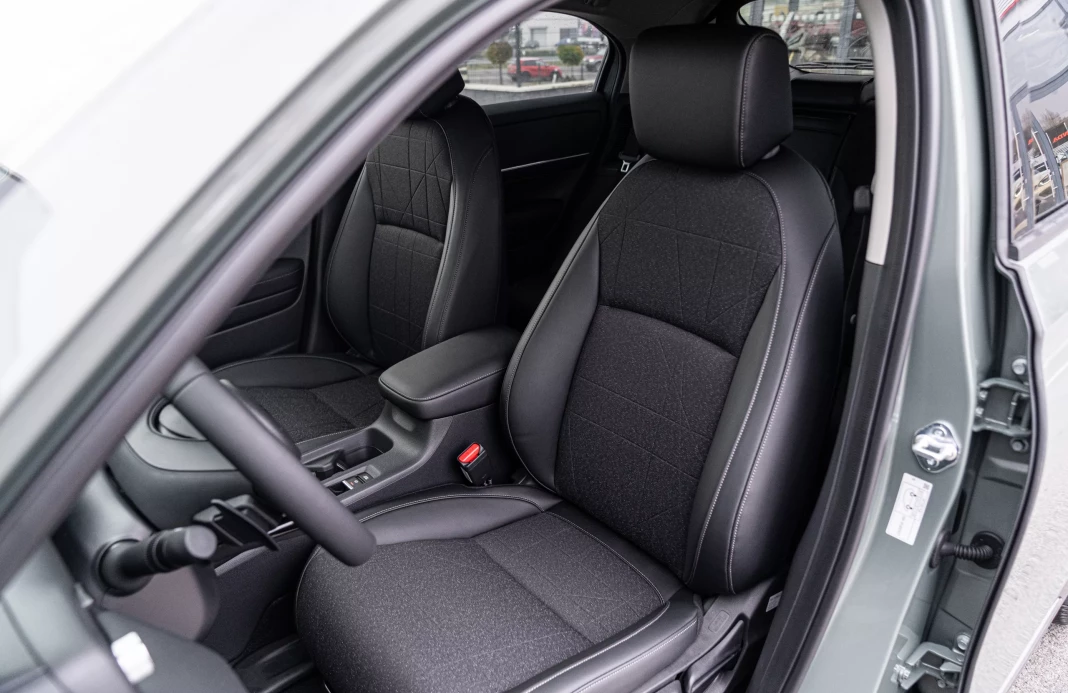 HR-V e:HEV 1,5 i-MMD  ADVANCE obrázok č. 6