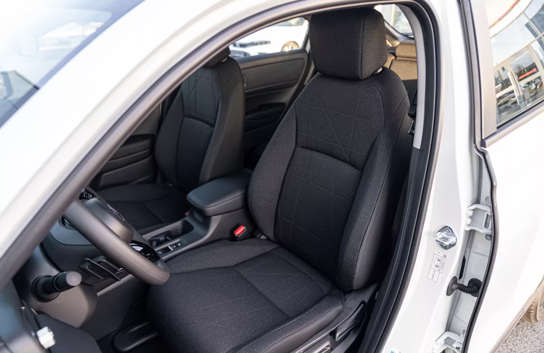 HR-V E:HEV 1,5 I-MMD  ELEGANCE obrázok č. 6