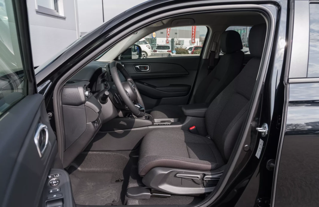 HR-V E:HEV 1,5 I-MMD ELEGANCE obrázok č. 9