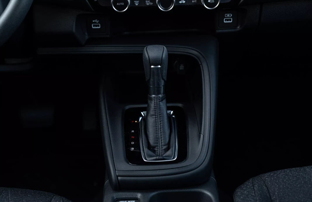 HR-V E:HEV 1,5 I-MMD  ELEGANCE obrázok č. 14