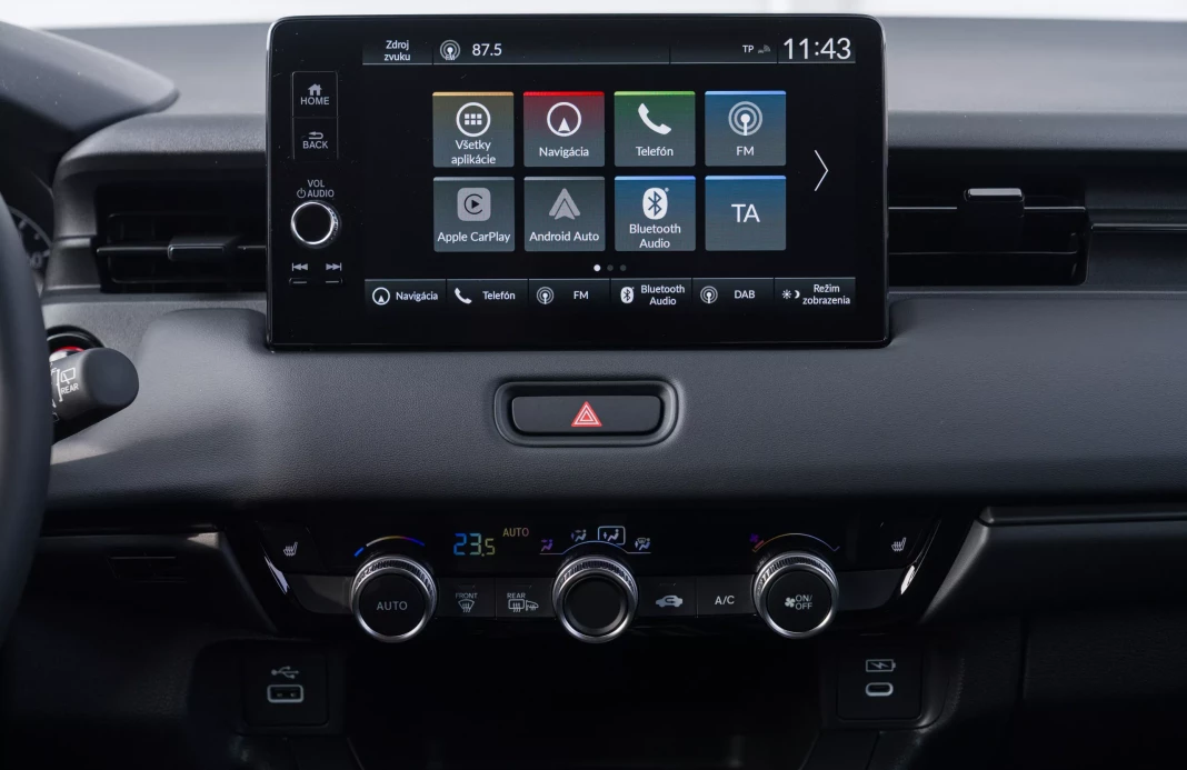 HR-V E:HEV 1,5 I-MMD ELEGANCE obrázok č. 15