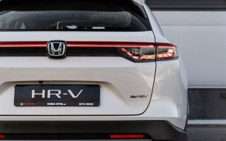 HR-V E:HEV 1,5 I-MMD  ELEGANCE obrázok č. 5