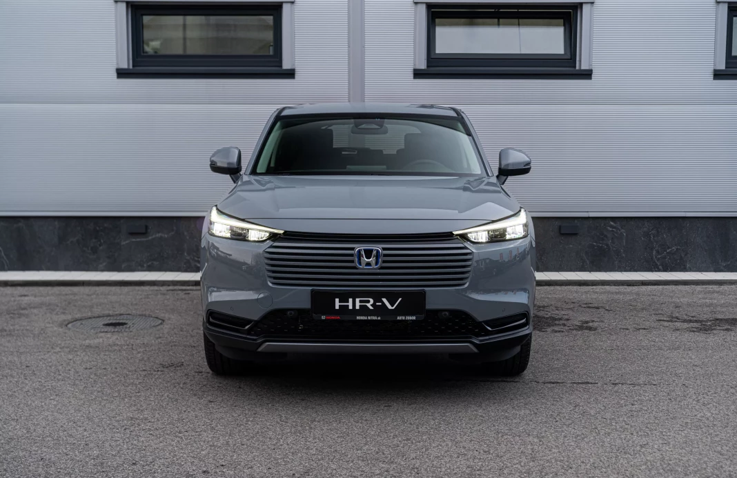 HR-V E:HEV 1,5 I-MMD ELEGANCE obrázok č. 2