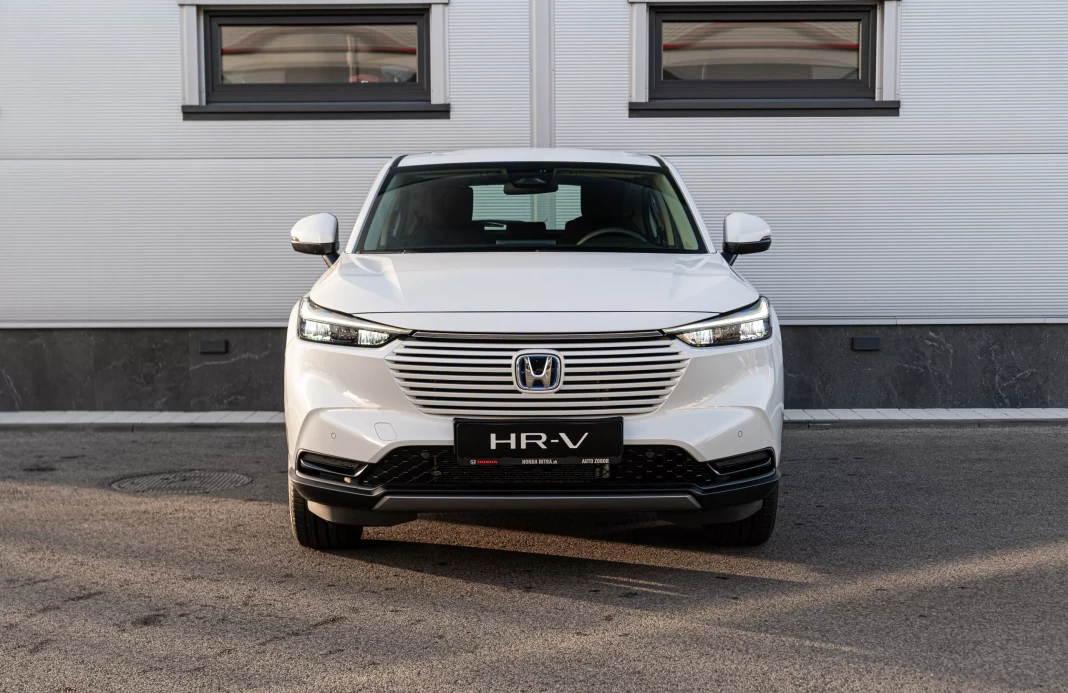 HR-V E:HEV 1,5 I-MMD  ELEGANCE obrázok č. 2