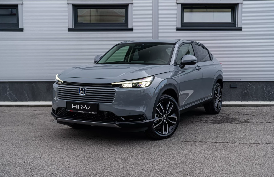 HR-V E:HEV 1,5 I-MMD ELEGANCE obrázok č. 0