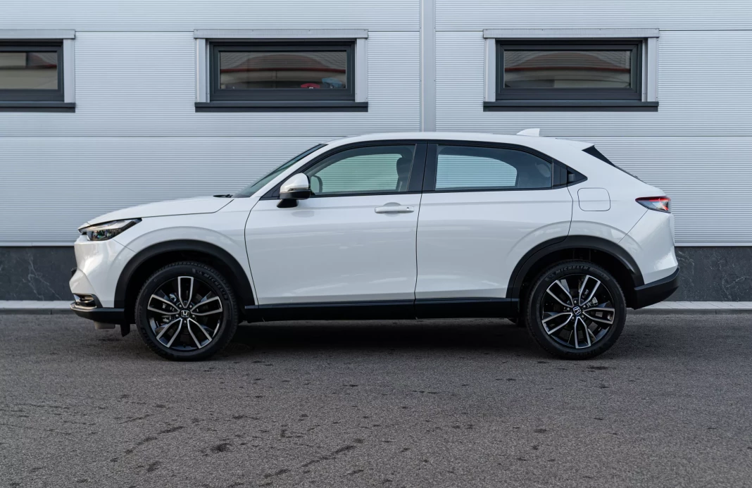 HR-V E:HEV 1,5 I-MMD  ELEGANCE obrázok č. 1