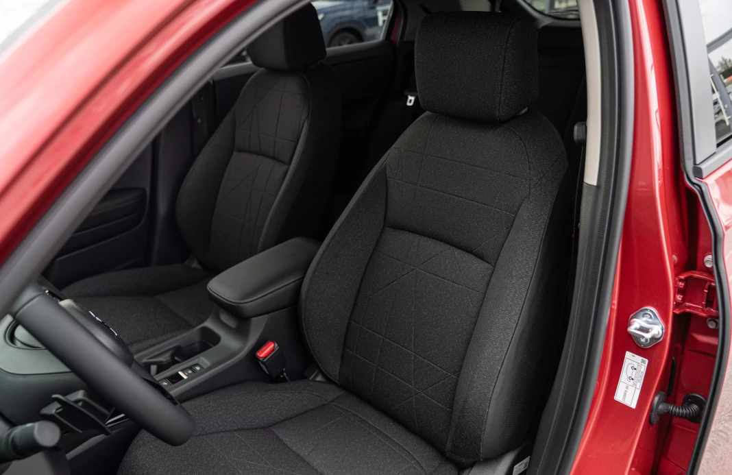 HR-V E:HEV 1,5 I-MMD  ELEGANCE obrázok č. 6