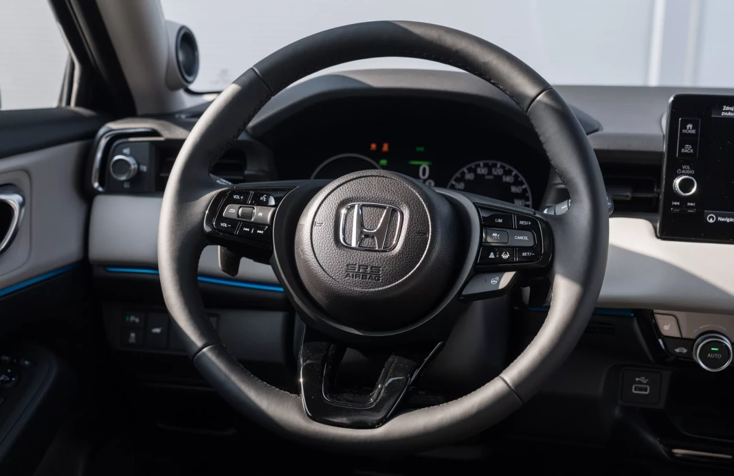 HR-V e:HEV 1,5 i-MMD   ADVANCE STYLE obrázok č. 13