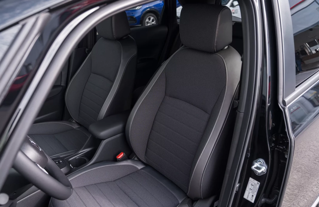 CROSSTAR E:HEV 1,5 I-MMD ADVANCE      obrázok č. 8