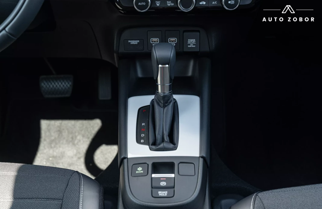 CROSSTAR E:HEV 1,5 I-MMD  ADVANCE      obrázok č. 15