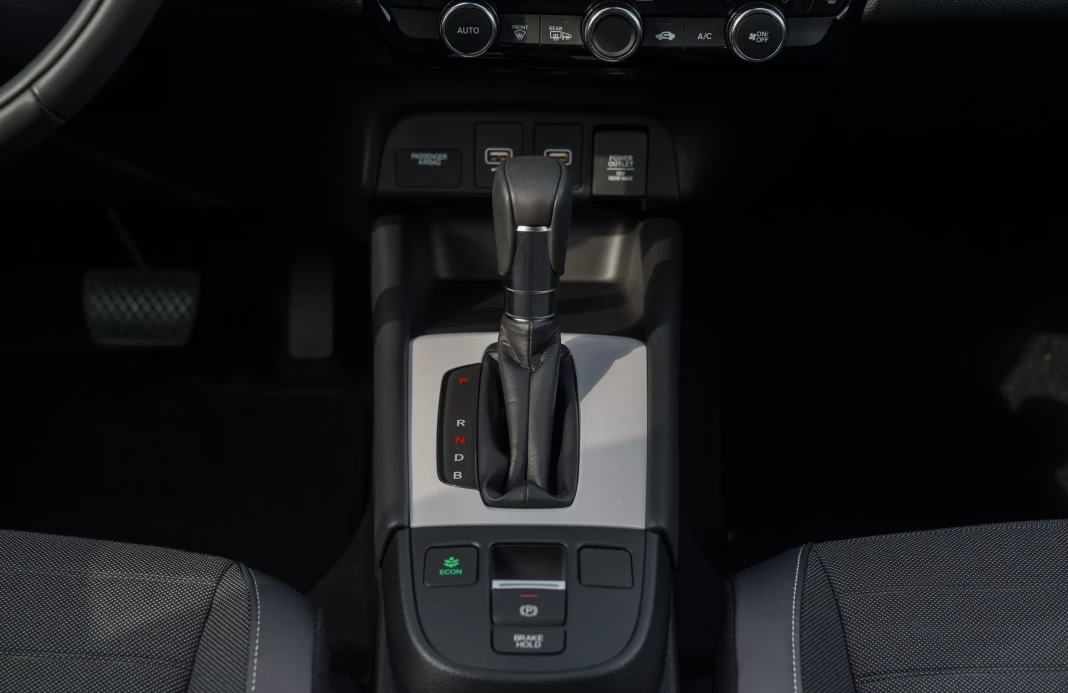 CROSSTAR E:HEV 1,5 I-MMD ADVANCE      obrázok č. 15