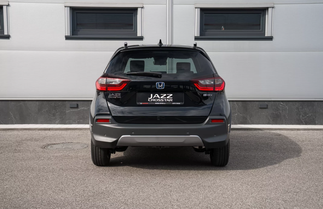 CROSSTAR E:HEV 1,5 I-MMD ADVANCE      obrázok č. 3