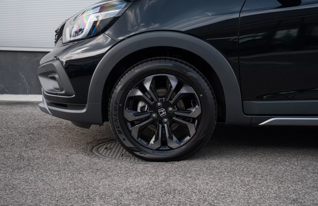 CROSSTAR E:HEV 1,5 I-MMD ADVANCE      obrázok č. 16