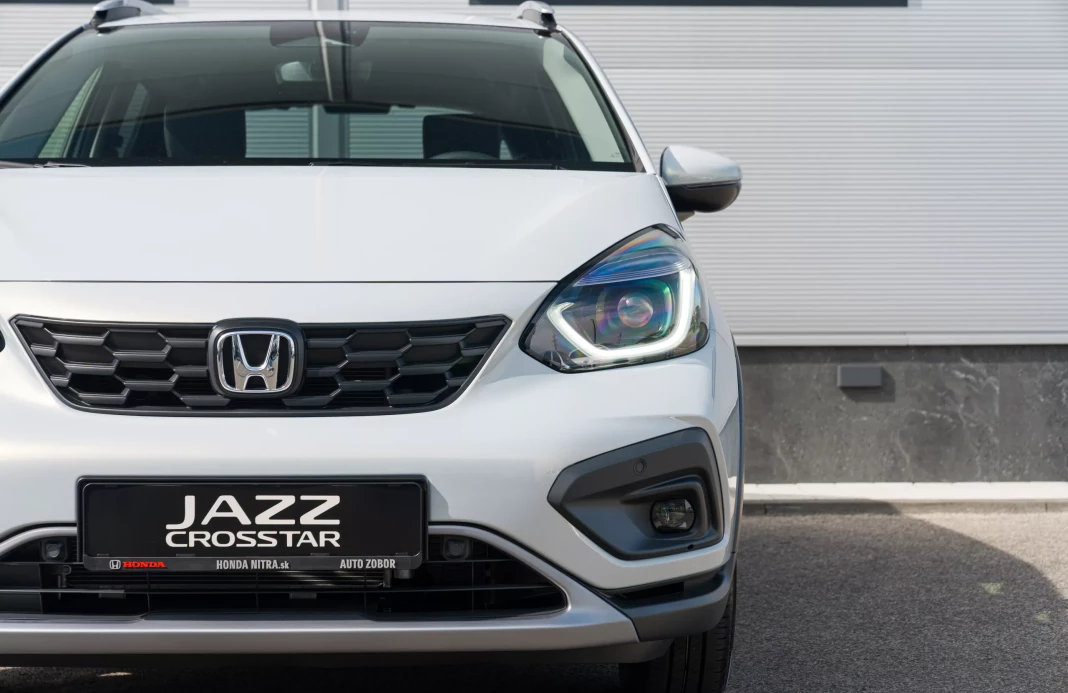 CROSSTAR E:HEV 1,5 I-MMD ADVANCE      obrázok č. 5