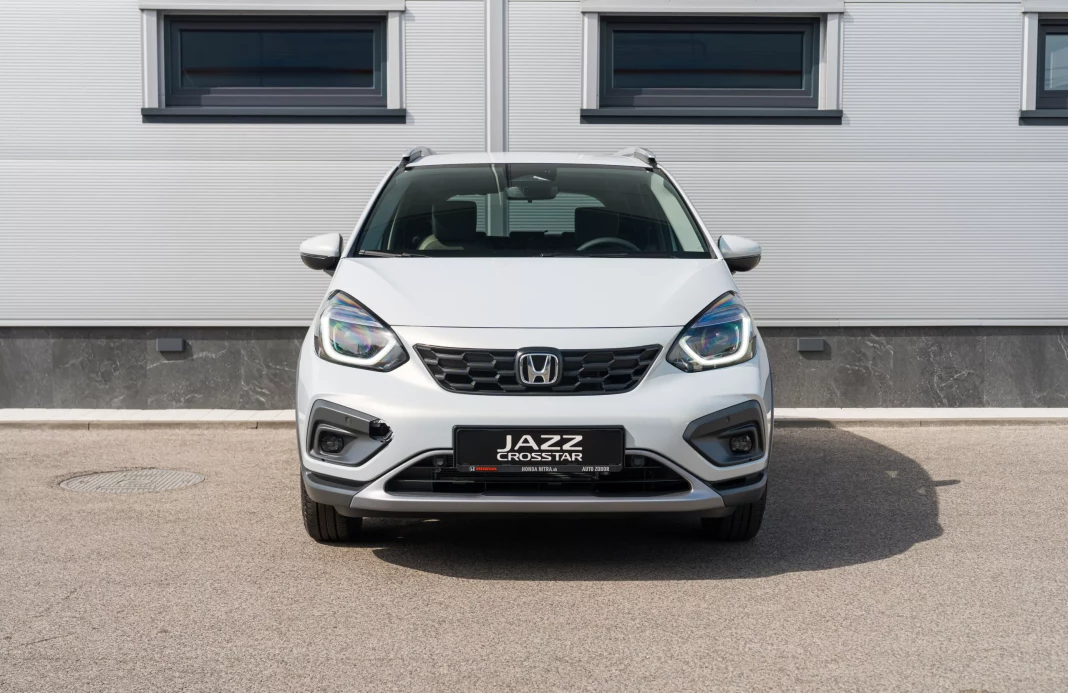 CROSSTAR E:HEV 1,5 I-MMD ADVANCE      obrázok č. 3