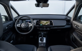 CROSSTAR E:HEV 1,5 I-MMD ADVANCE      obrázok č. 8