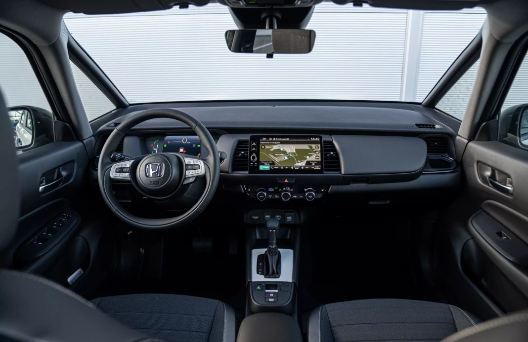 CROSSTAR E:HEV 1,5 I-MMD ADVANCE      obrázok č. 8