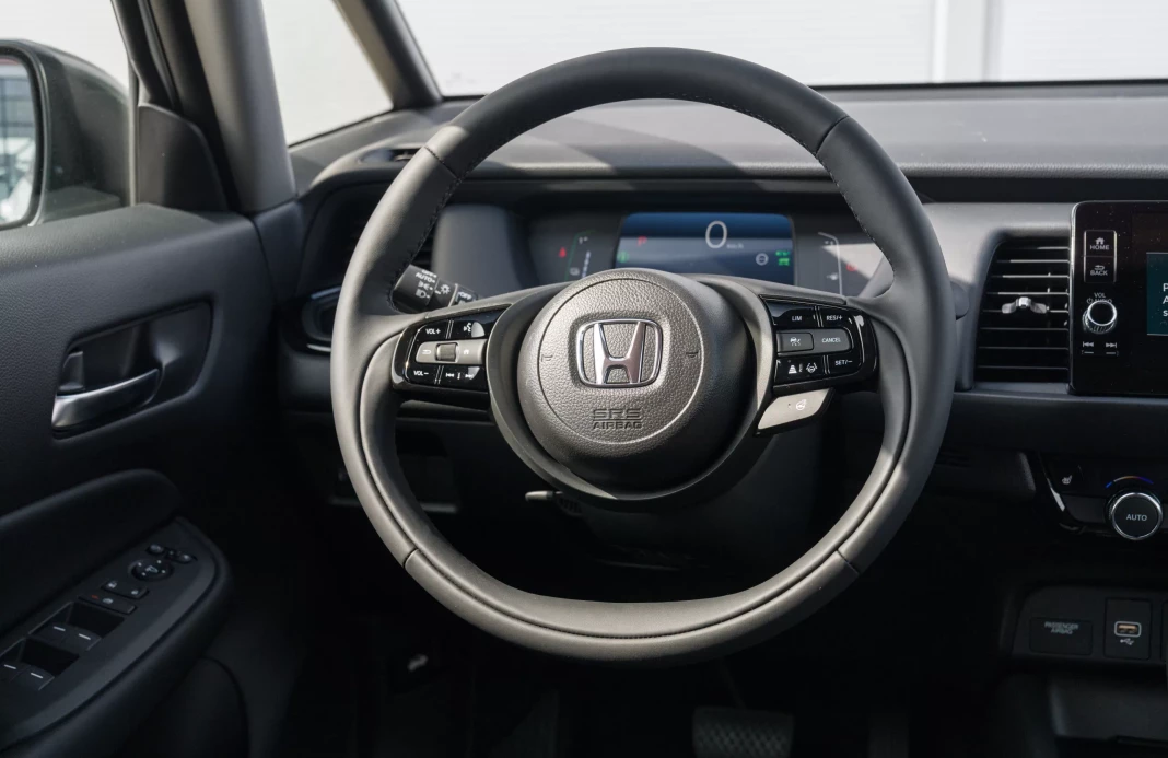 CROSSTAR E:HEV 1,5 I-MMD ADVANCE      obrázok č. 12