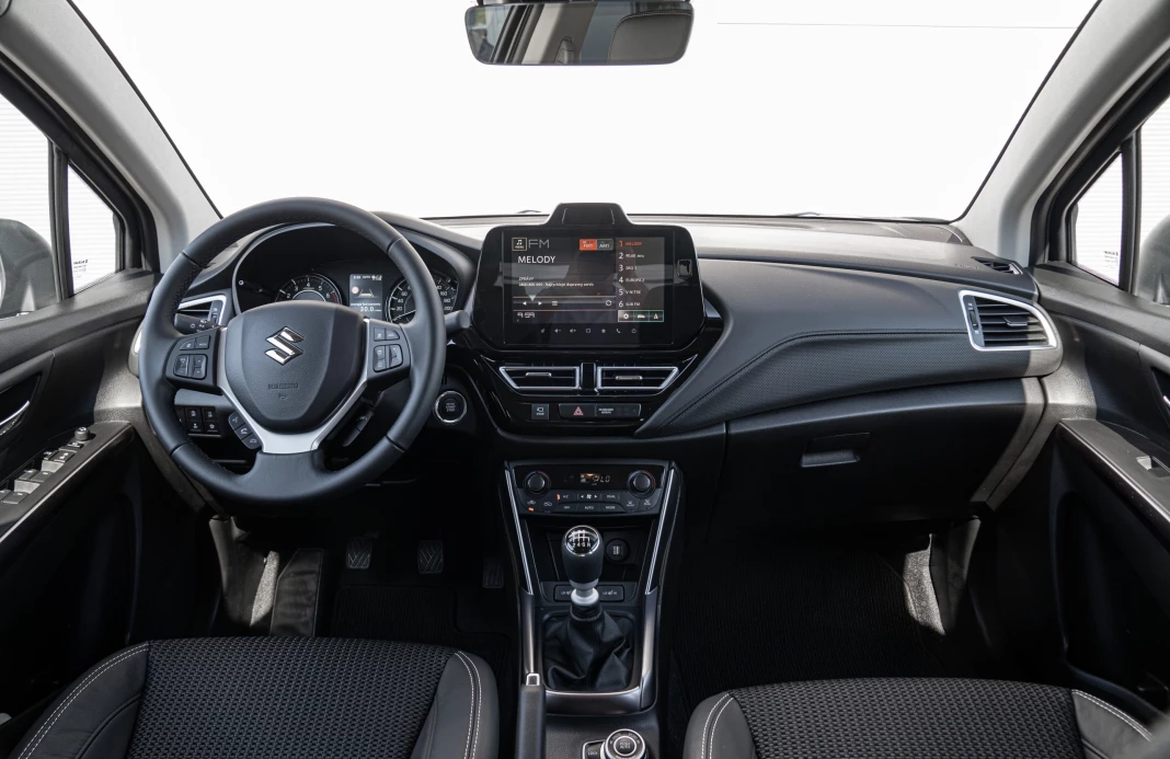 S-Cross 1,4 Elegance,4WD,MT Predvádzacie vozidlo obrázok č. 7