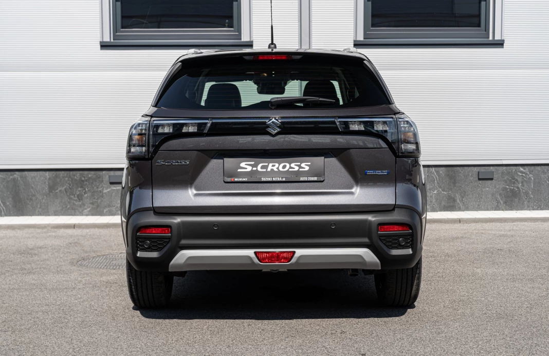S-Cross 1,4 Elegance,4WD,MT Predvádzacie vozidlo obrázok č. 5