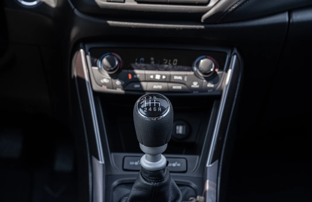 S-Cross 1,4 Premium 2WD,MT  obrázok č. 11