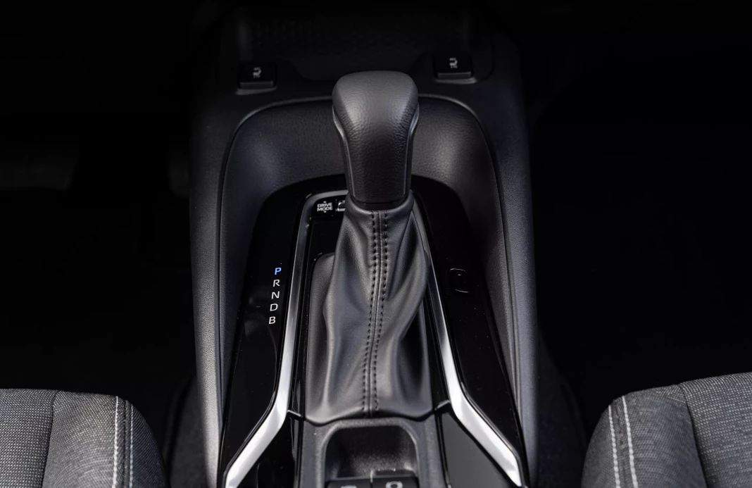 SWACE 1,8 GLX 2WD CVT HYBRID obrázok č. 1