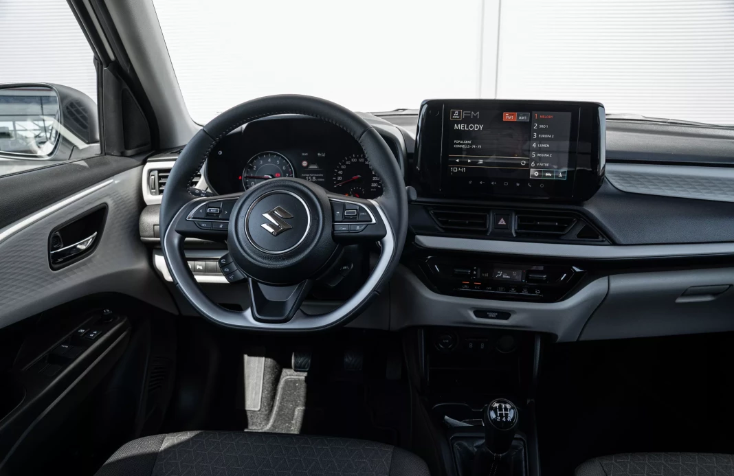 Swift 1,2 ,GLX,2WD,5MT obrázok č. 5