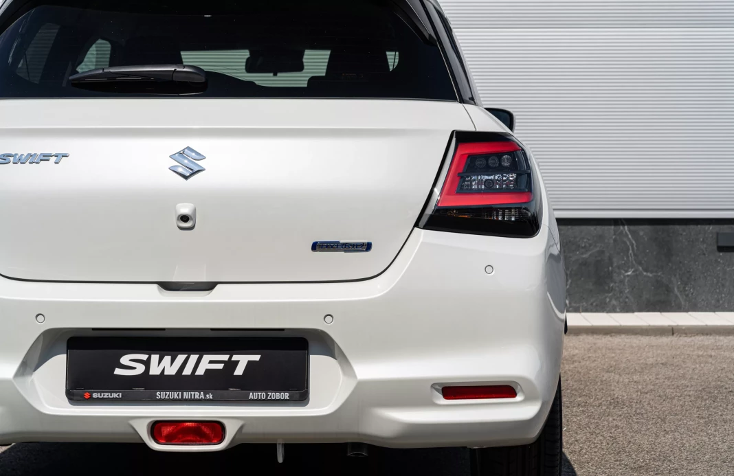 Swift 1,2 ,GLX,2WD,5MT obrázok č. 4