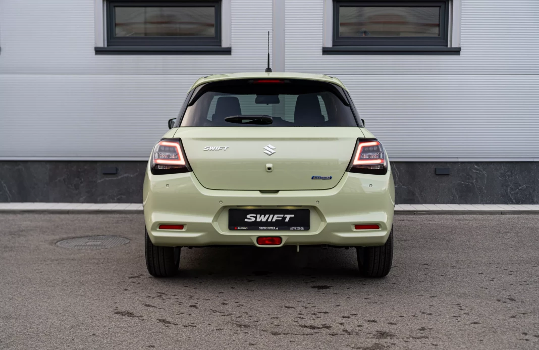 Swift 1,2 ,GLX,2WD,5MT Predvádzacie vozidlo obrázok č. 6