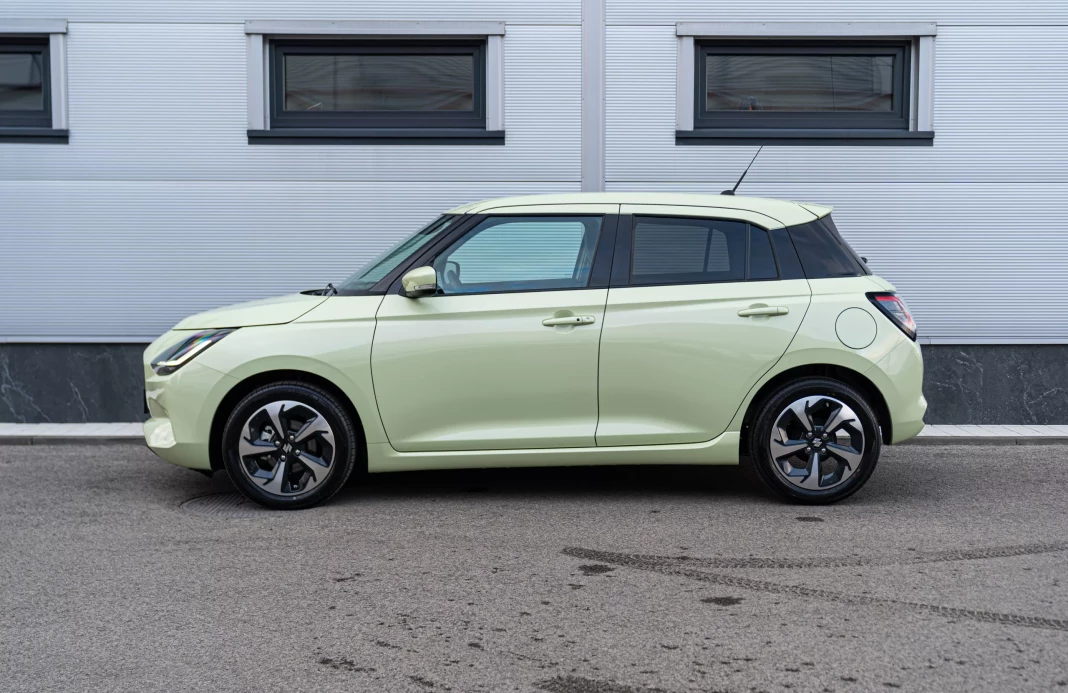 Swift 1,2 ,GLX,2WD,5MT Predvádzacie vozidlo obrázok č. 1