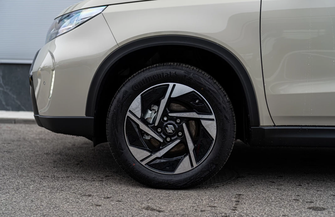 Vitara 1,4 Elegance 4WD,MT      obrázok č. 2